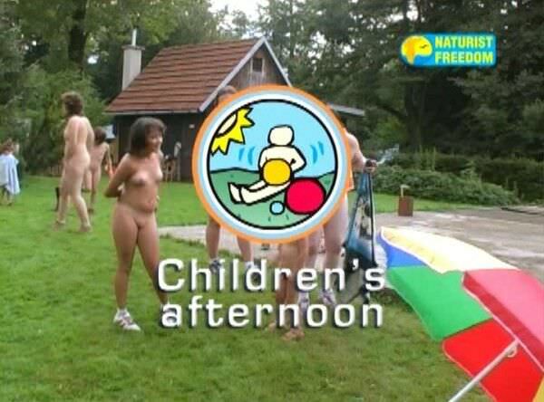 Children afternoon - beauty candid nudism video [Naturist Freedom]