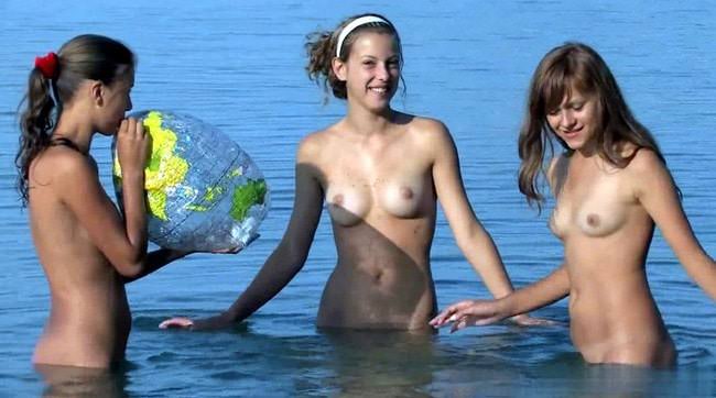 Boat nudist girls - young nudists video [Full HD]