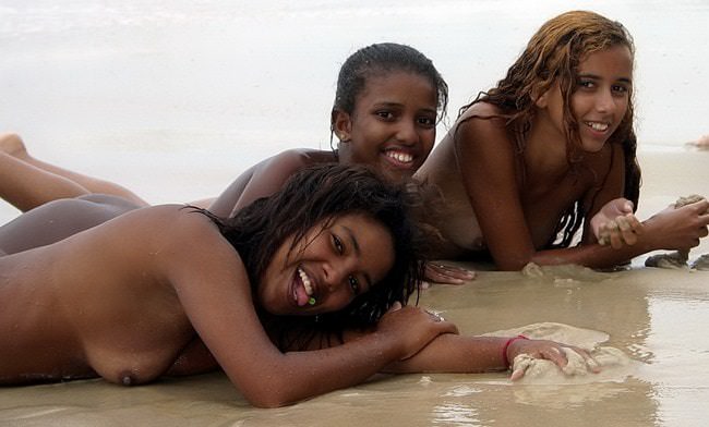 Brazillian naturism - young nudists in Brazil new photo [set 2]